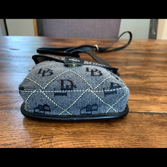 Dooney & Bourke Small Crossbody Bag - Picture 3 of 11